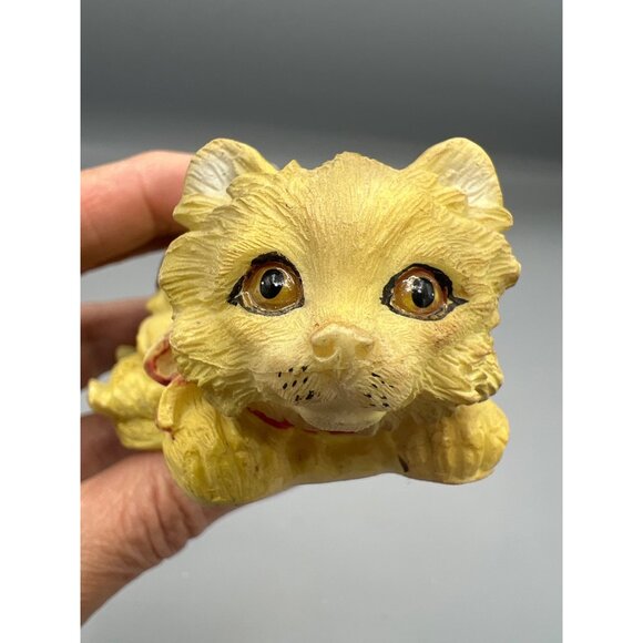 Rare VTG Yellow Cat Figurine Bobble Head With Bow Accent 4.5" Long Hand Painted - Picture 7 of 15
